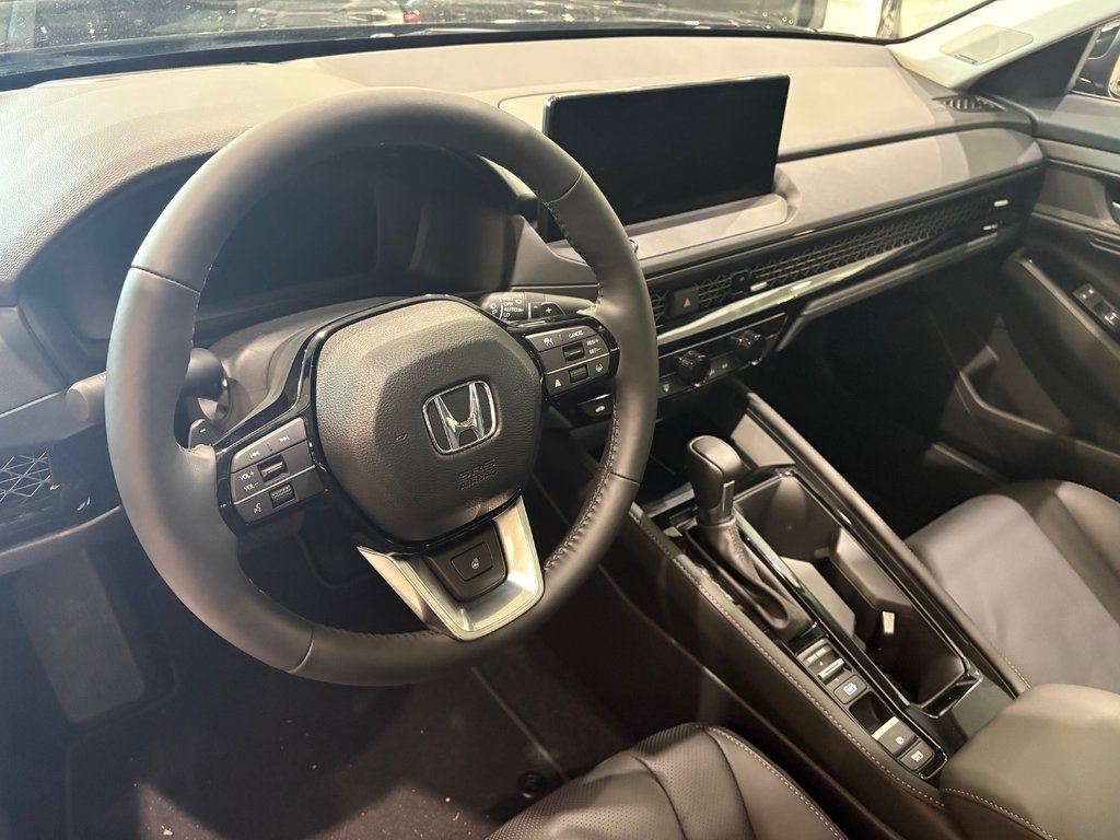Honda Accord Hybrid Touring 2026 à Montréal, Québec - 9 - w1024h768px