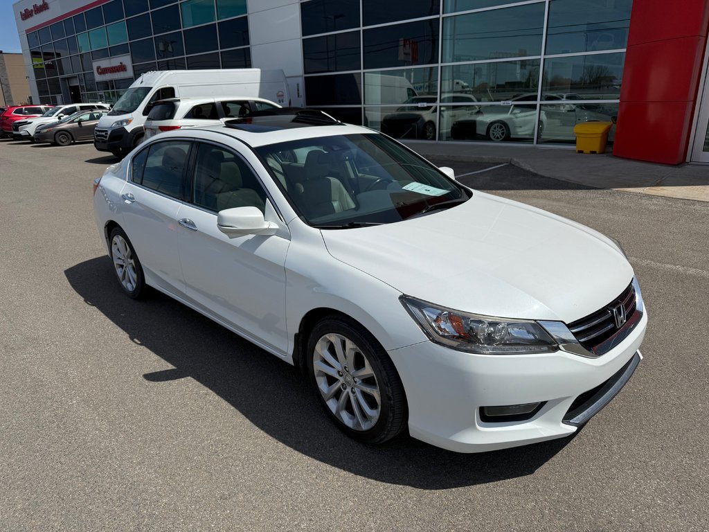 2015 Honda Accord Sedan Touring in Montreal, Quebec - 5 - w1024h768px