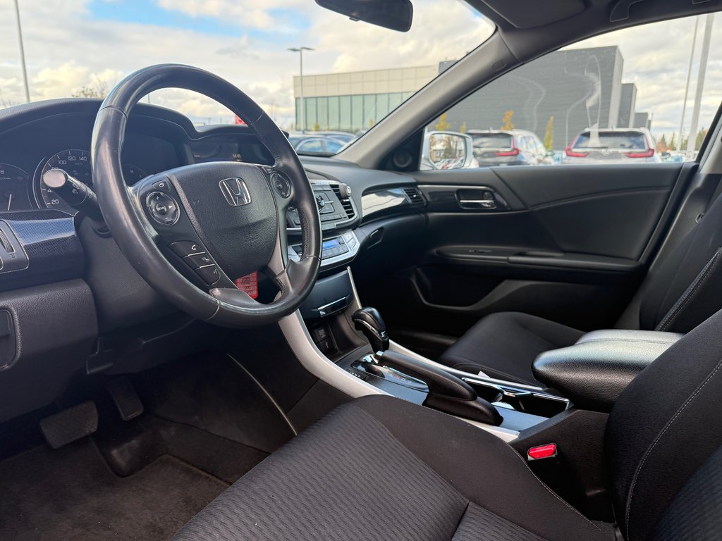 2015 Honda Accord Sedan Sport in Montreal, Quebec - 11 - w1024h768px
