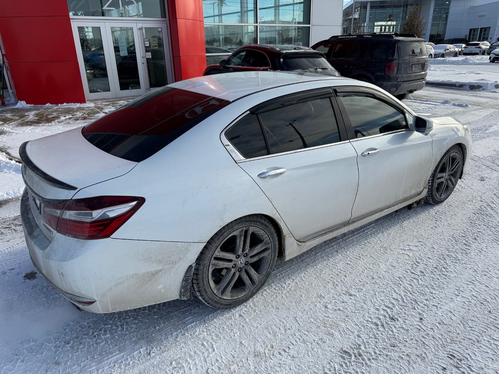 Honda Accord Sedan Touring 2016 à Lachenaie, Québec - 7 - w1024h768px