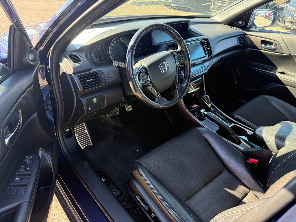2017 Honda Accord Sedan SPORT/UN PROPRIÉTAIRE in Montréal, Quebec - 10 - w1024h768px