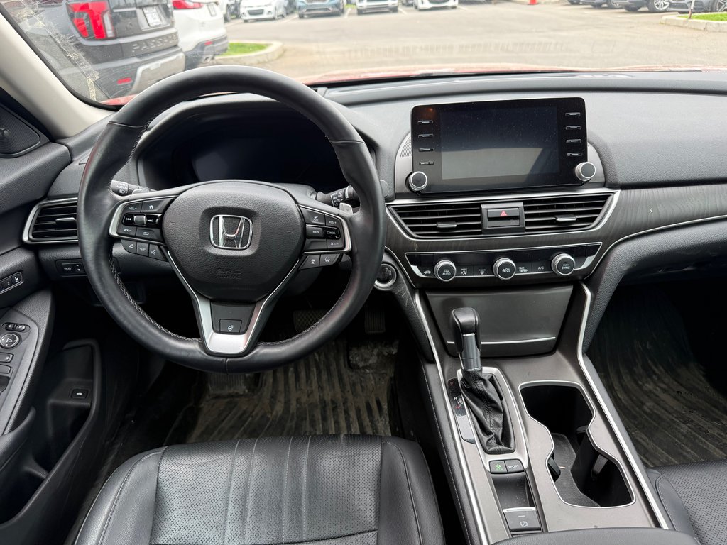 Honda Accord Sedan Touring/15 DOSSIERS D'ENTRETIEN/JAMAIS ACCIDENTÉ 2018 à Lachenaie, Québec - 12 - w1024h768px