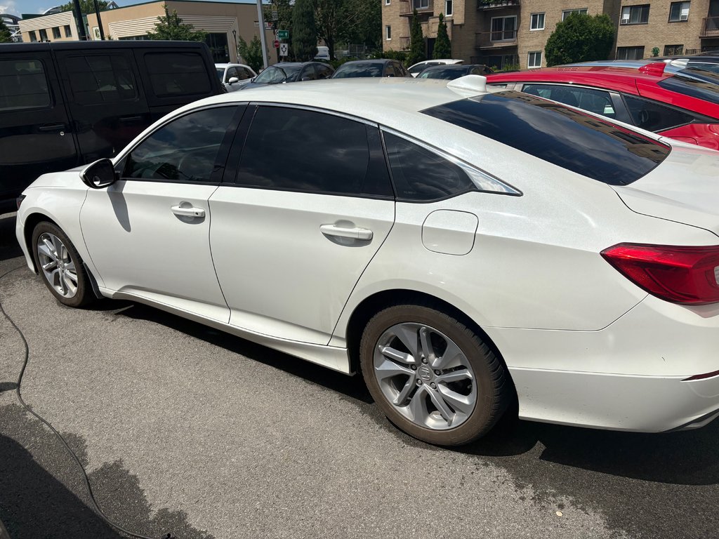 2018 Honda Accord Sedan LX in Montréal, Quebec - 3 - w1024h768px