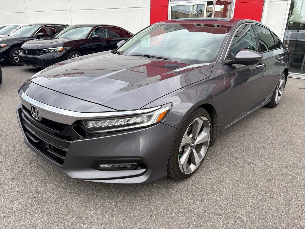 2018 Honda Accord Sedan Touring in Montréal, Quebec - 1 - w1024h768px