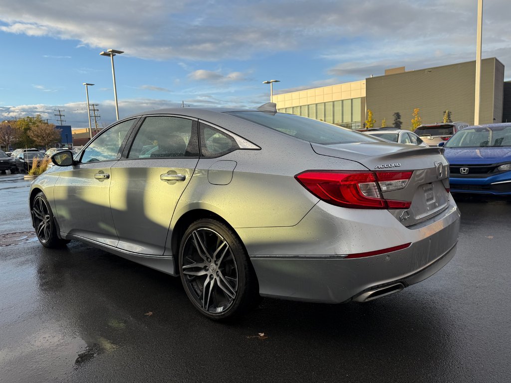 2021 Honda Accord Sedan Touring in Montreal, Quebec - 11 - w1024h768px
