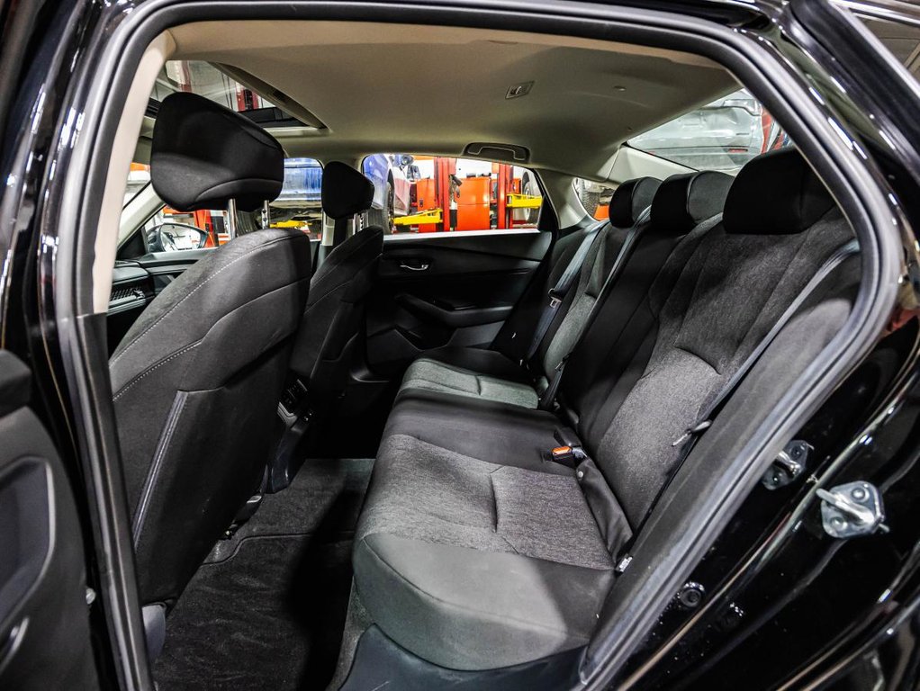 2025 Honda Accord Sedan SE MAGS I TOIT OUVRANT I CARPLAY I SIEGES CHAUFFANTS I DEMARREUR I SECURITE ACTIVE in Montréal, Quebec - 13 - w1024h768px