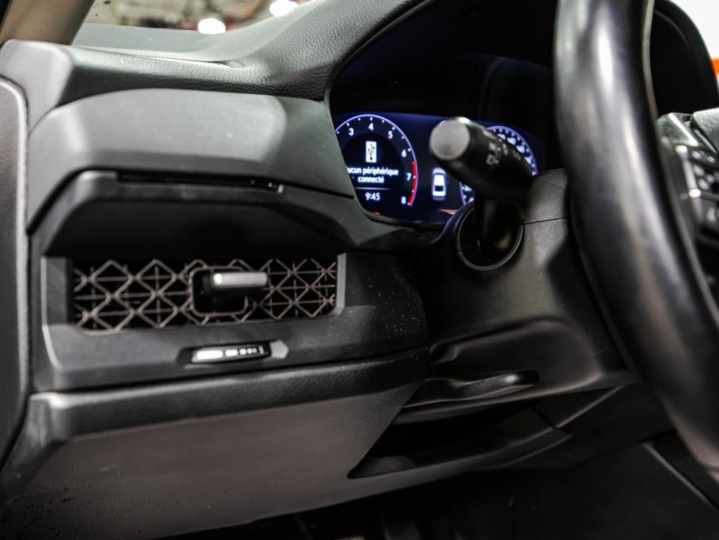 2025 Honda Accord Sedan SE MAGS I TOIT OUVRANT I CARPLAY I SIEGES CHAUFFANTS I DEMARREUR I SECURITE ACTIVE in Montréal, Quebec - 21 - w1024h768px