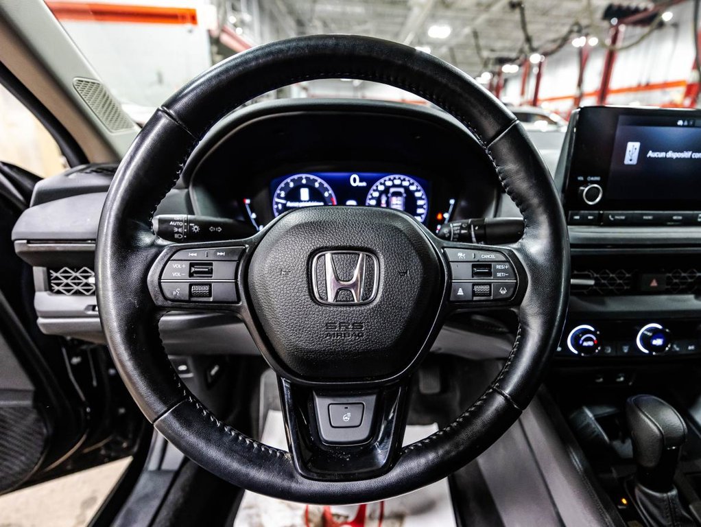 2025 Honda Accord Sedan SE MAGS I TOIT OUVRANT I CARPLAY I SIEGES CHAUFFANTS I DEMARREUR I SECURITE ACTIVE in Montréal, Quebec - 22 - w1024h768px