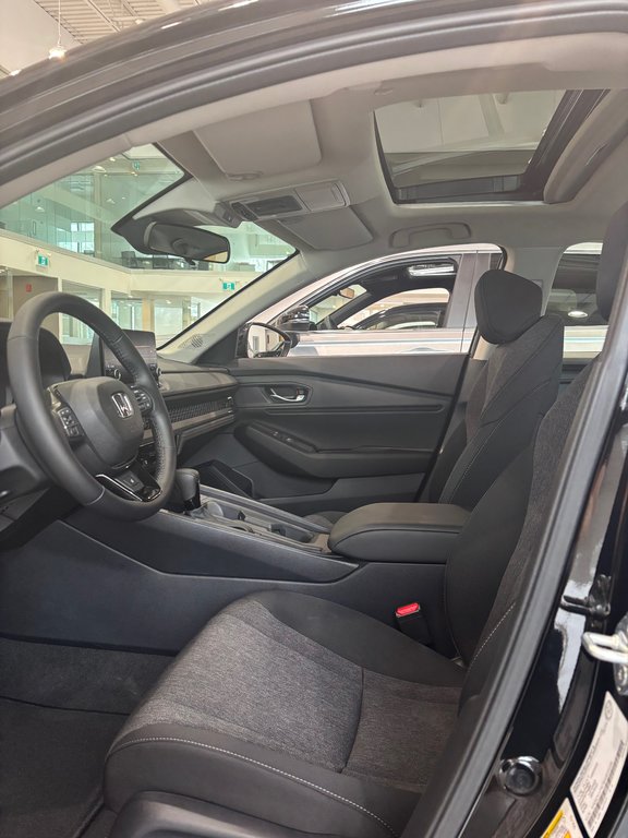 2025 Honda Accord SE in Montréal, Quebec - 7 - w1024h768px