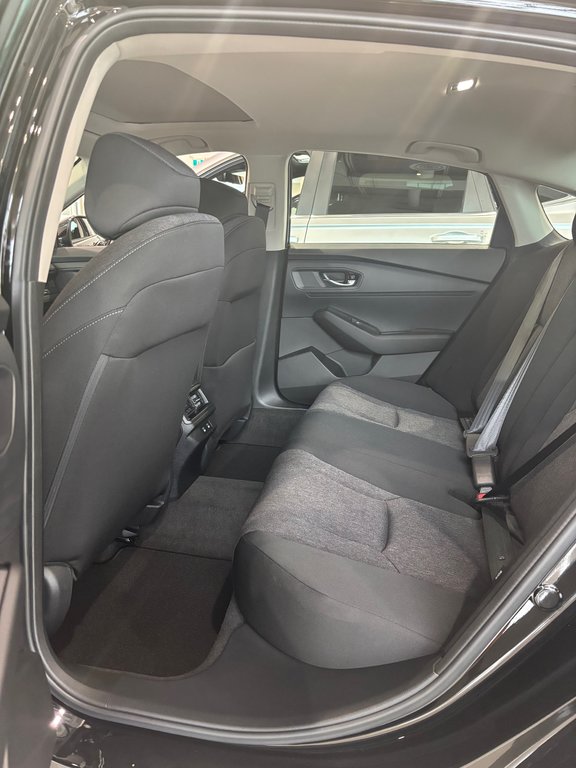 2025 Honda Accord SE in Montréal, Quebec - 8 - w1024h768px
