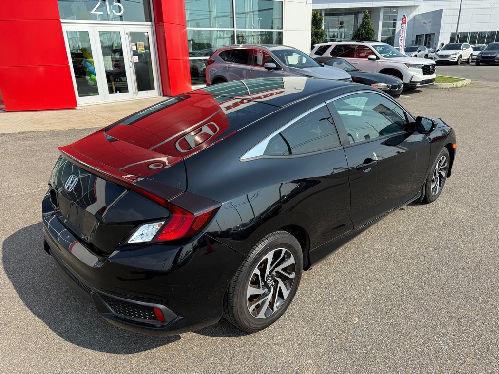 2016 Honda Civic Coupe LX in Lachenaie, Quebec - 4 - w1024h768px