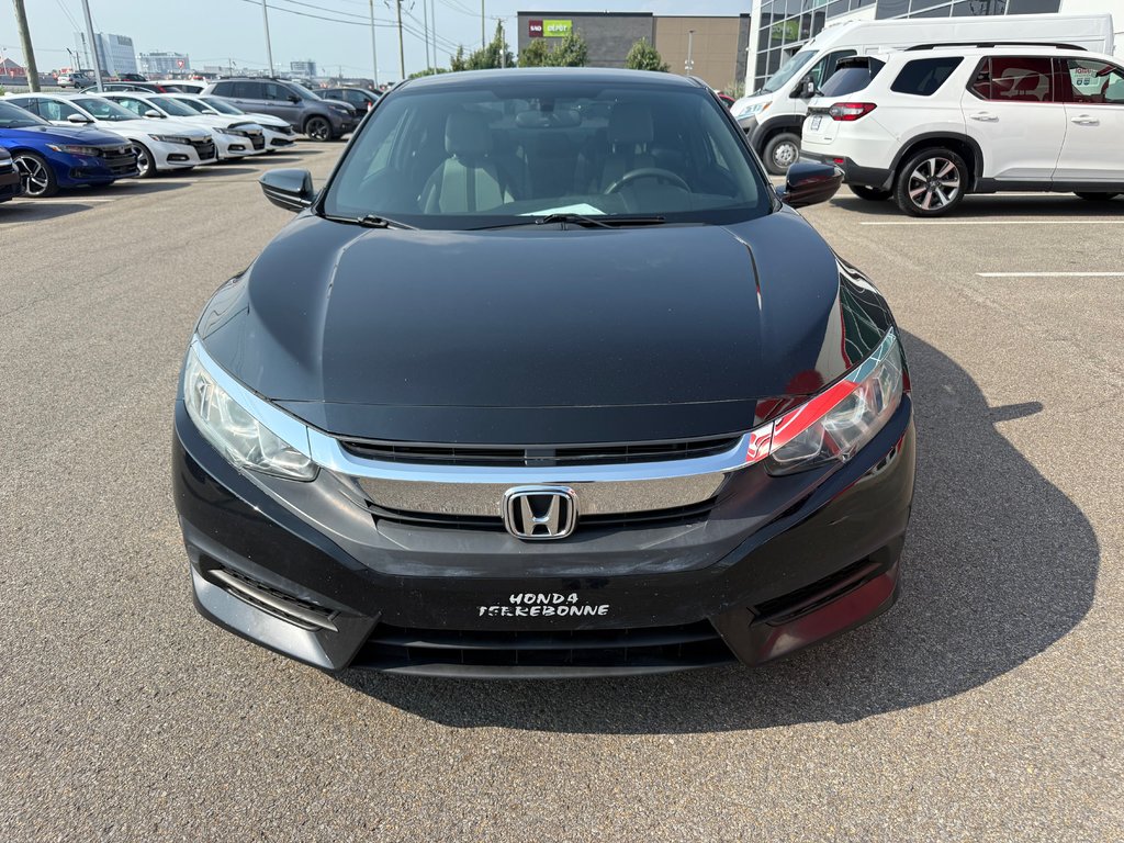 2016 Honda Civic Coupe LX in Lachenaie, Quebec - 6 - w1024h768px