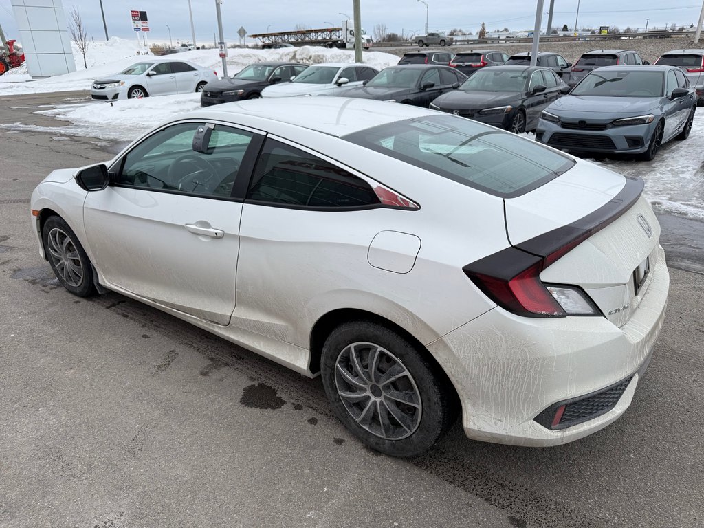 Honda Civic Coupe LX 2016 à Lachenaie, Québec - 3 - w1024h768px