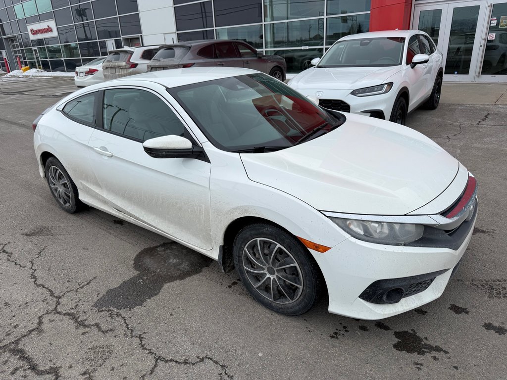 Honda Civic Coupe LX 2016 à Lachenaie, Québec - 9 - w1024h768px