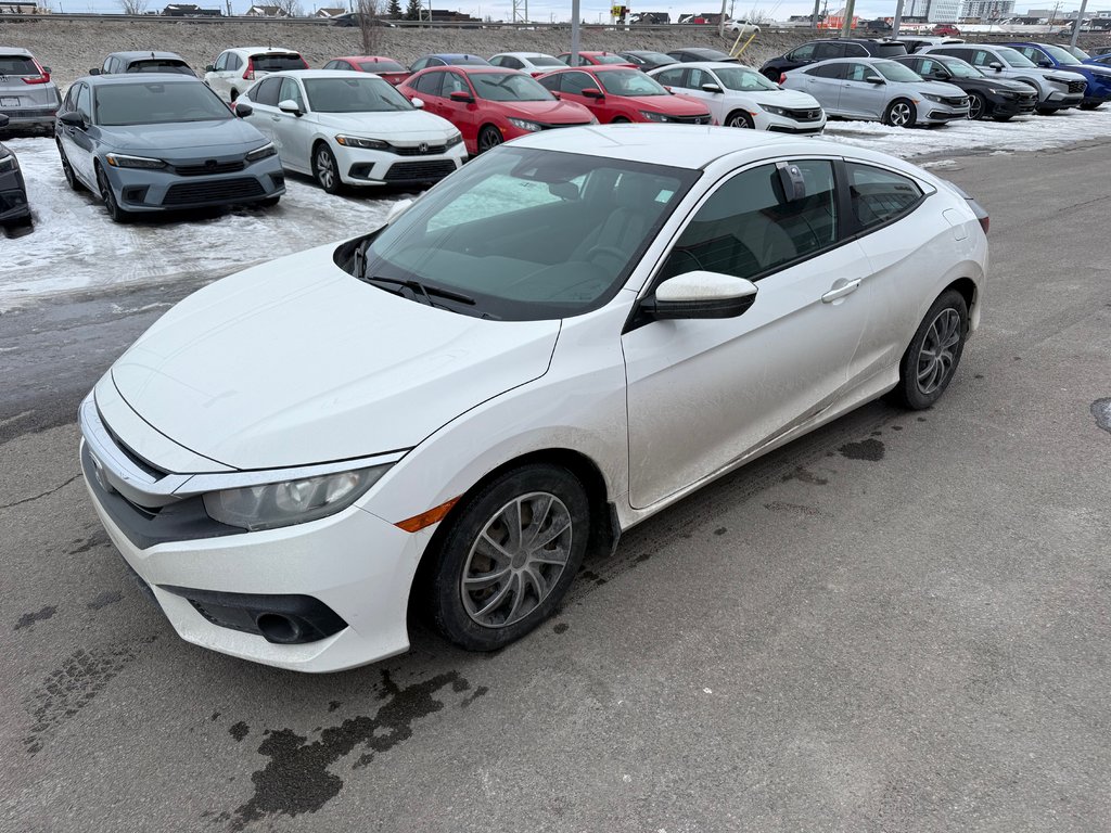 Honda Civic Coupe LX 2016 à Lachenaie, Québec - 1 - w1024h768px