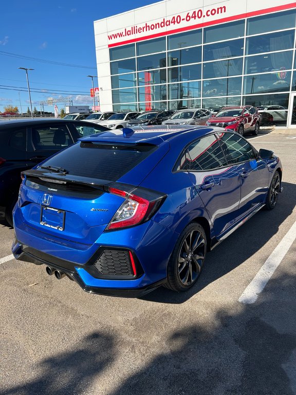 2017  Civic Hatchback Sport in Montreal, Quebec - 29 - w1024h768px