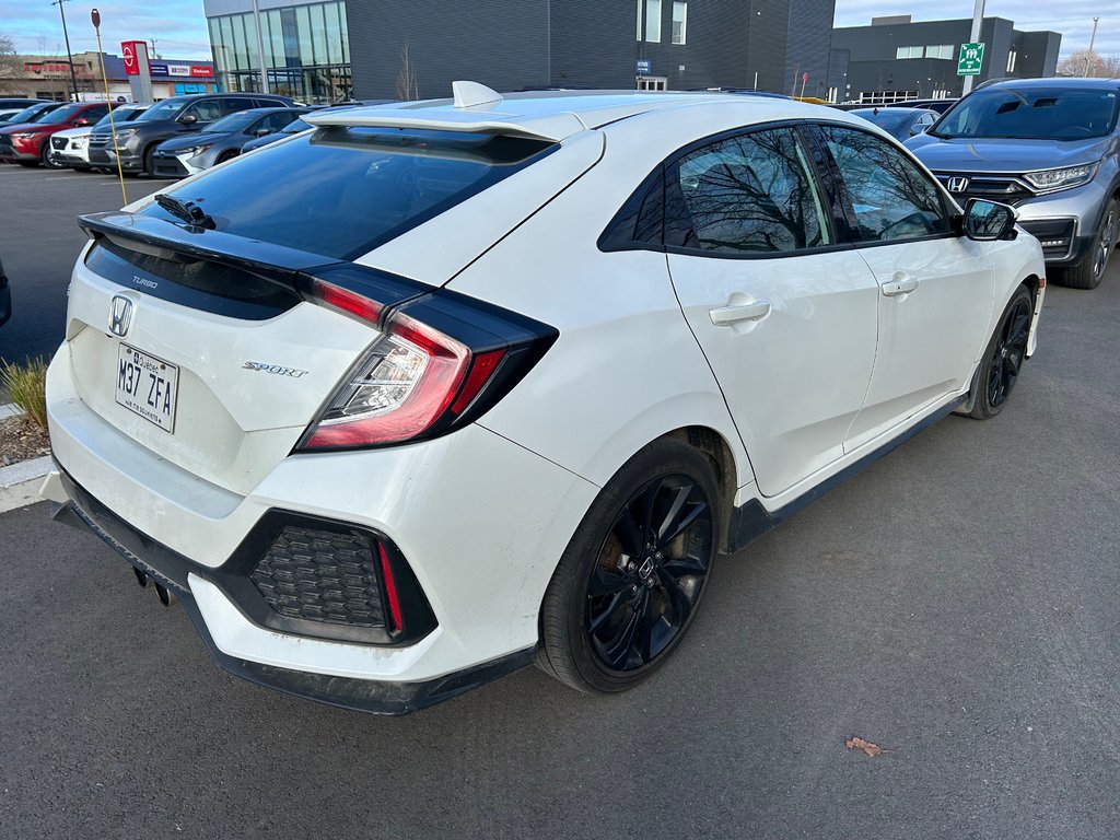 2017  Civic Hatchback Sport RARE MANAUELLE SUR LE MARCHÉ in , Quebec - 3 - w1024h768px