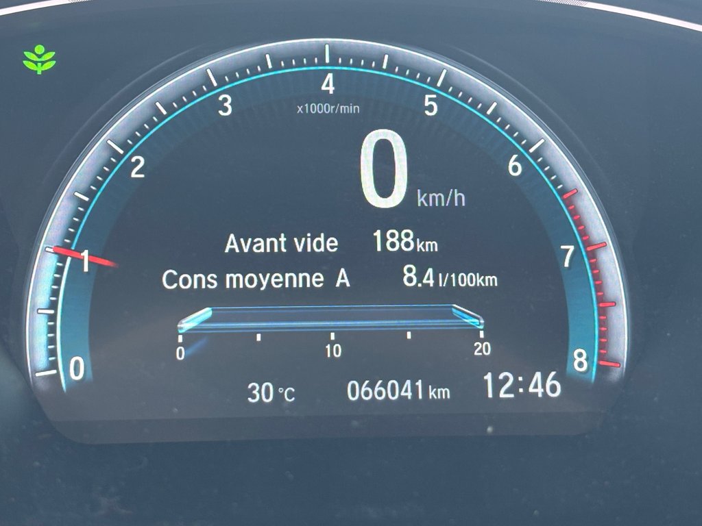 2017 Honda Civic Hatchback LX in Montréal, Quebec - 5 - w1024h768px