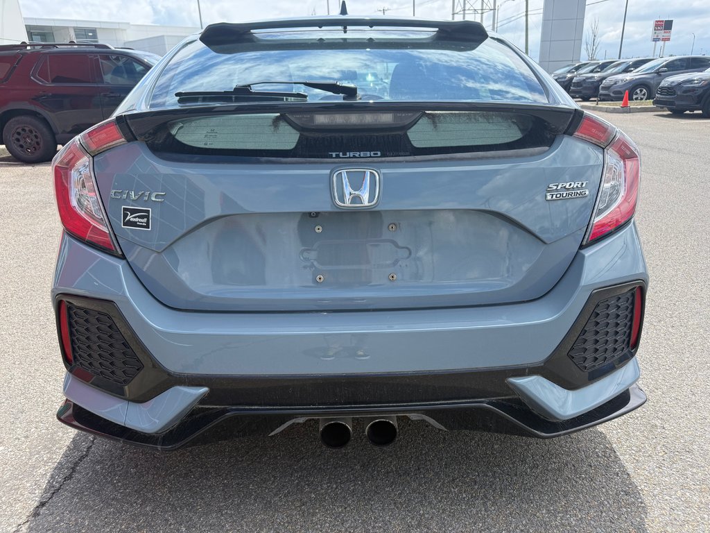 2017 Honda Civic Hatchback Sport Touring in Lachenaie, Quebec - 4 - w1024h768px