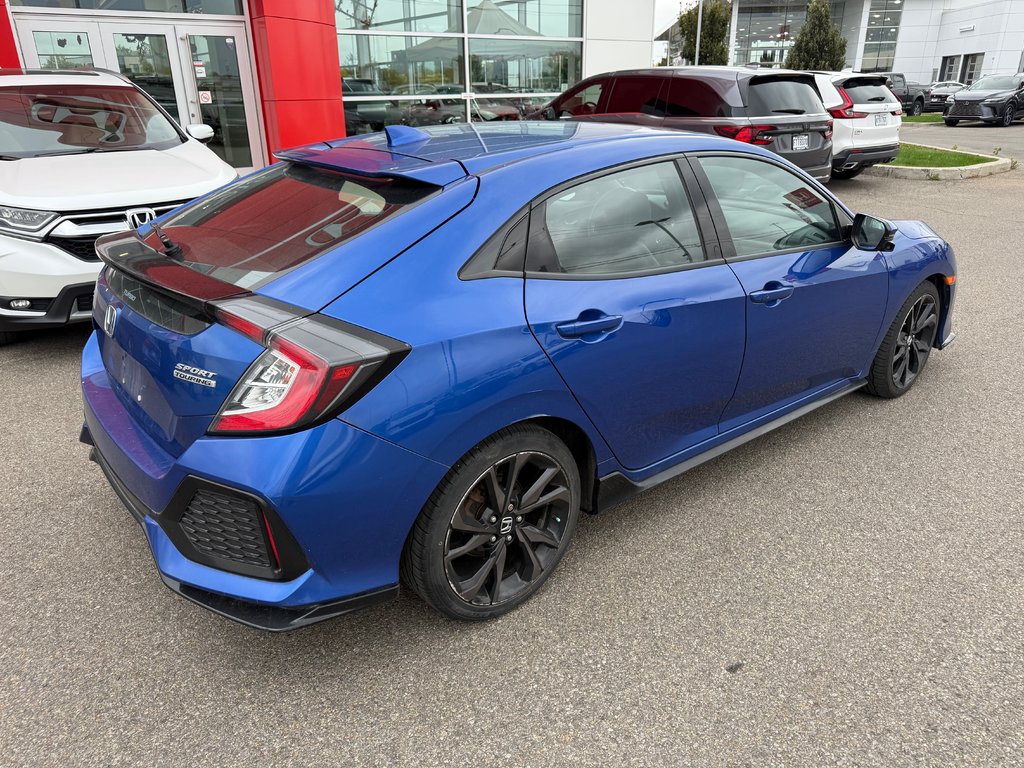Honda Civic Hatchback Sport Touring/23 DOSSIERS ENTRETIENT 2017 à Montréal, Québec - 5 - w1024h768px