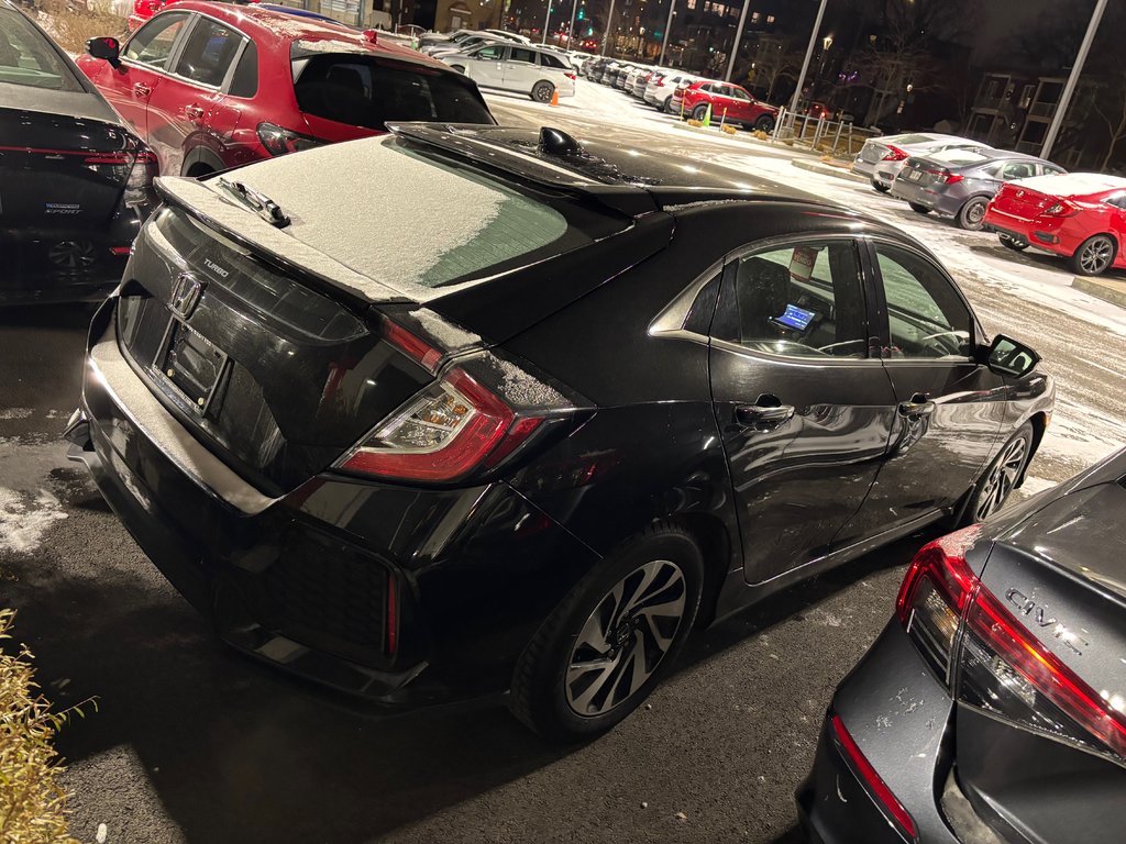 Honda Civic Hatchback LX 2018 à Montréal, Québec - 3 - w1024h768px