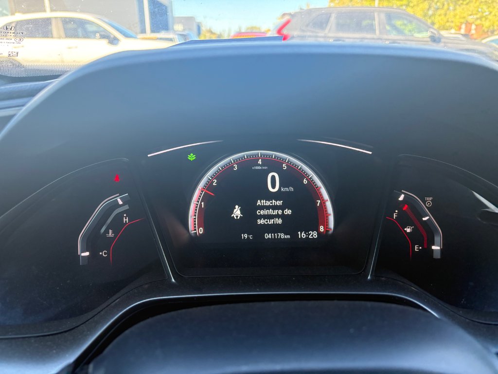 2018 Honda Civic Hatchback Sport 41 000 KM!!!!!  Manuelle in Montreal, Quebec - 9 - w1024h768px