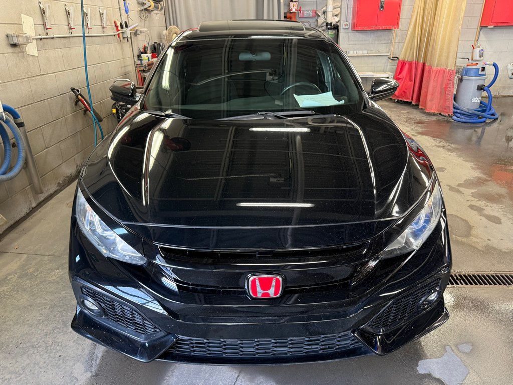 2018 Honda Civic Hatchback Sport in Lachenaie, Quebec - 5 - w1024h768px