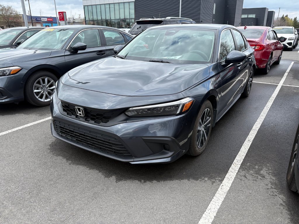 Honda Civic Hatchback LX 2022 à , Québec - 1 - w1024h768px