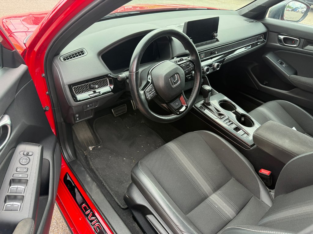 Honda Civic Hatchback SPORT/UN PROPRIÉTAIRE/JAMAIS ACCIDENTÉ 2023 à Lachenaie, Québec - 10 - w1024h768px
