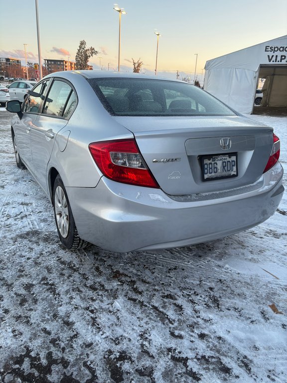 Honda Civic Sdn LX 2012 à , Québec - 3 - w1024h768px