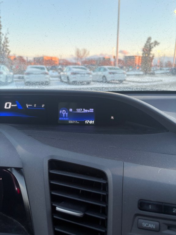 Honda Civic Sdn LX 2012 à , Québec - 9 - w1024h768px