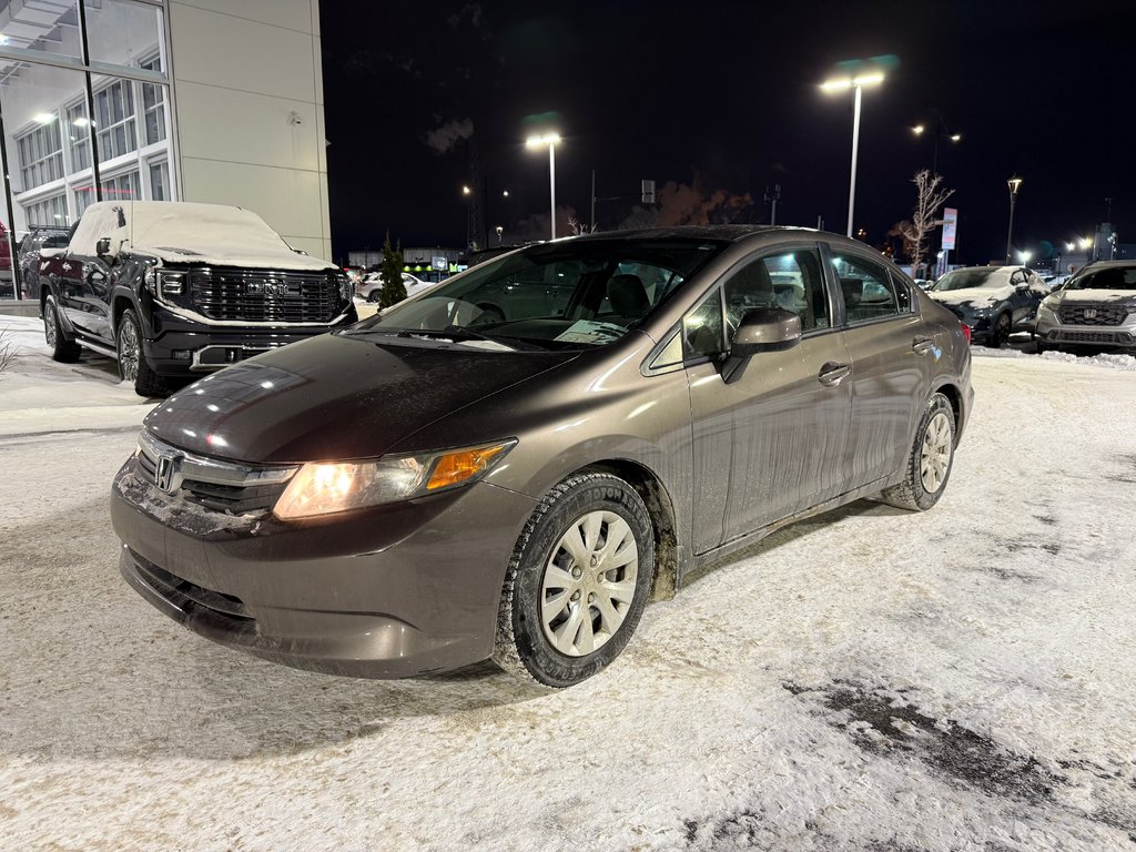 2012 Honda Civic Sdn LX in Montreal, Quebec - 1 - w1024h768px