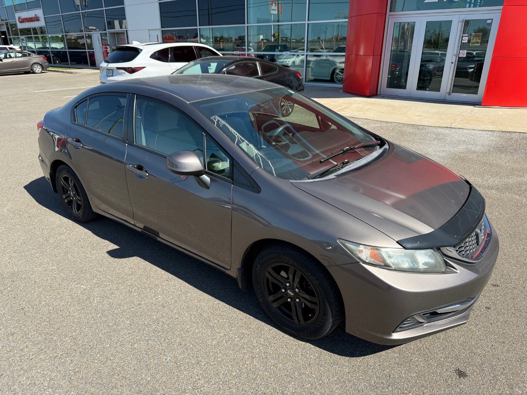 2013 Honda Civic Sdn LX in , Quebec - 5 - w1024h768px