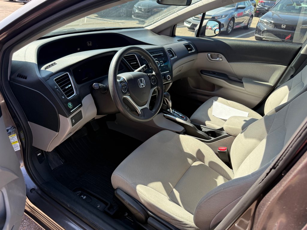 2013 Honda Civic Sdn LX in , Quebec - 7 - w1024h768px