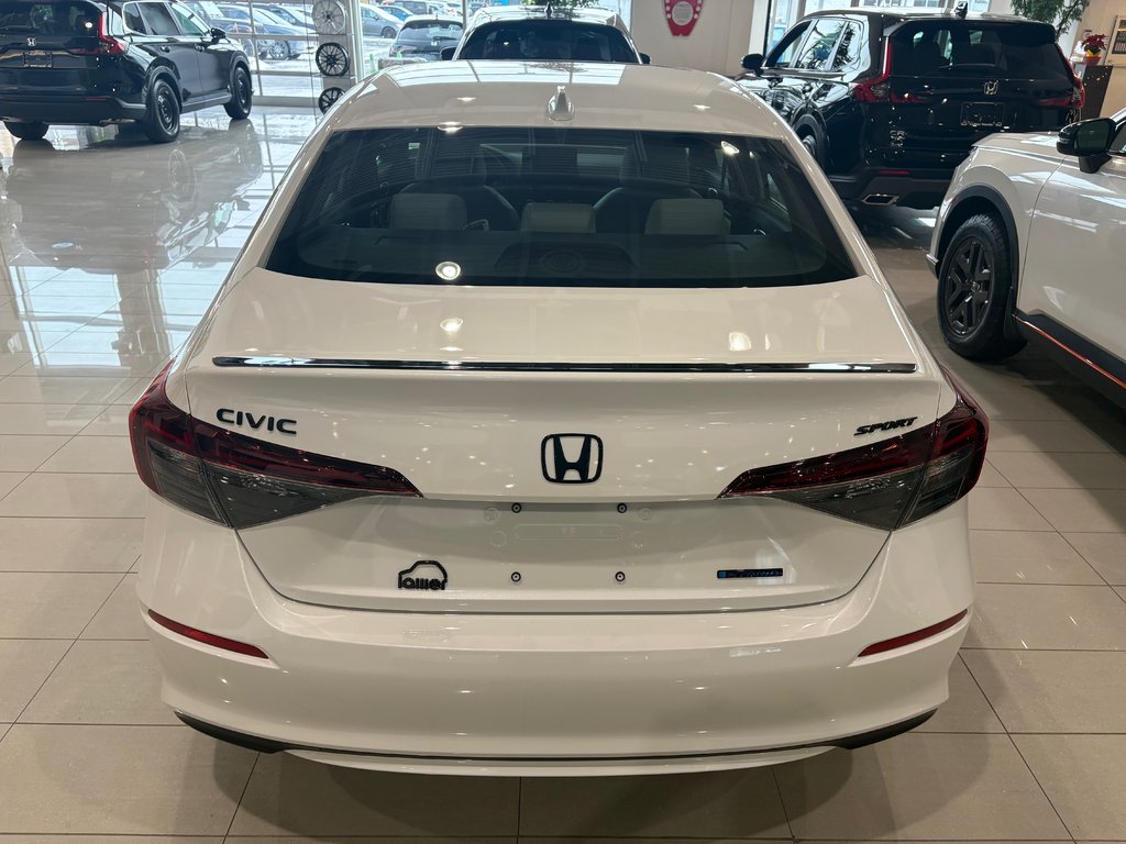 2026 Honda Civic Sedan Hybrid SPORT in Montréal, Quebec - 7 - w1024h768px