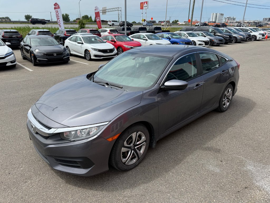 Honda Civic Sedan LX 2016 à Lachenaie, Québec - 1 - w1024h768px