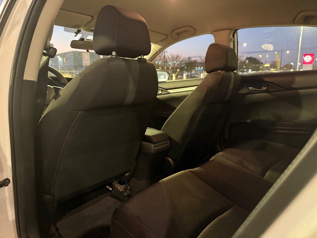 Honda Civic Sedan LX 2016 à Montréal, Québec - 11 - w1024h768px