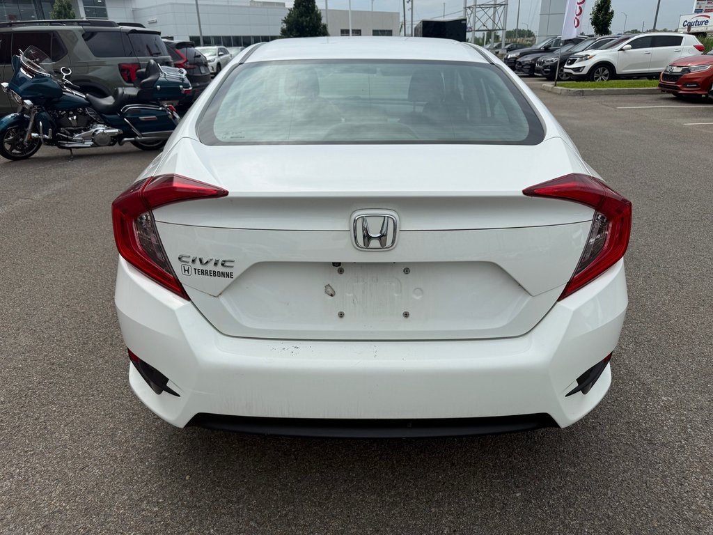 Honda Civic Sedan LX/MANUELLE/17 DOSSIERS ENTRETIENT 2016 à Montréal, Québec - 4 - w1024h768px