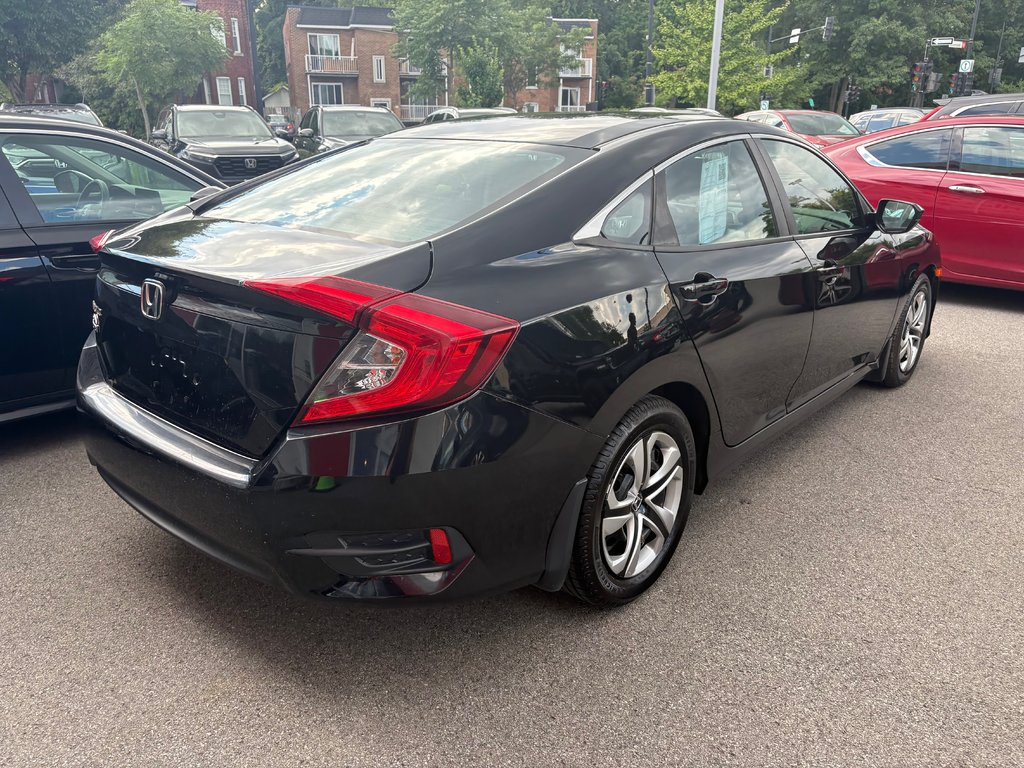 2016 Honda Civic Sedan LX in Montréal, Quebec - 3 - w1024h768px