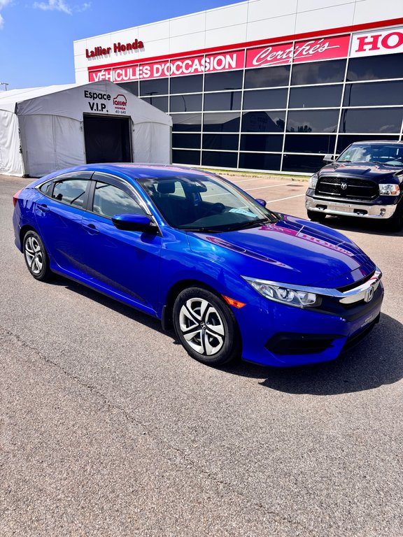 2017 Honda Civic Sedan LX in Lachenaie, Quebec - 3 - w1024h768px
