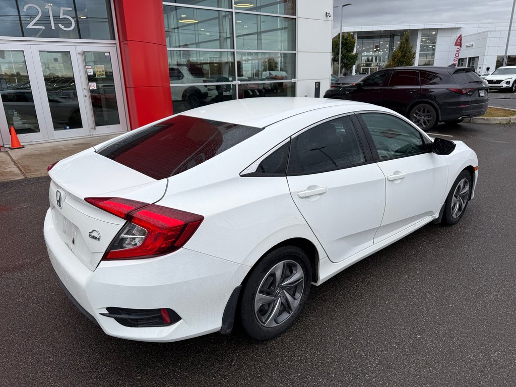 2017 Honda Civic Sedan LX in Lachenaie, Quebec - 3 - w1024h768px
