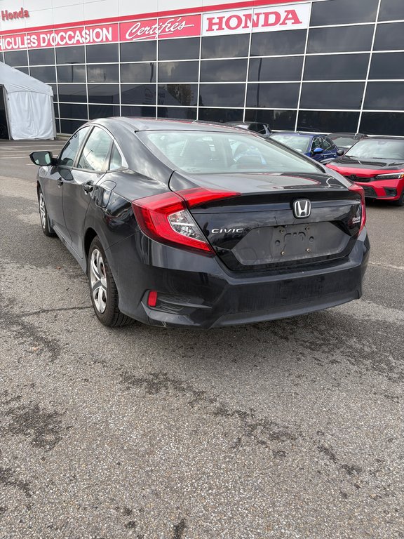 2017 Honda Civic Sedan LX in Lachenaie, Quebec - 2 - w1024h768px