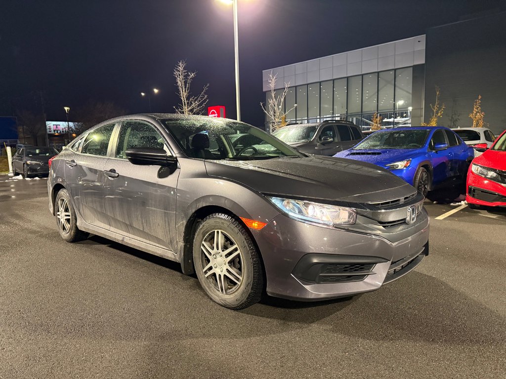 2017 Honda Civic Sedan LX in Montreal, Quebec - 3 - w1024h768px