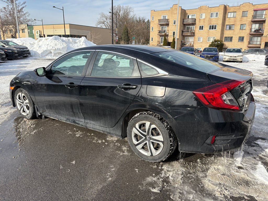 Honda Civic Sedan LX 2017 à Montréal, Québec - 4 - w1024h768px