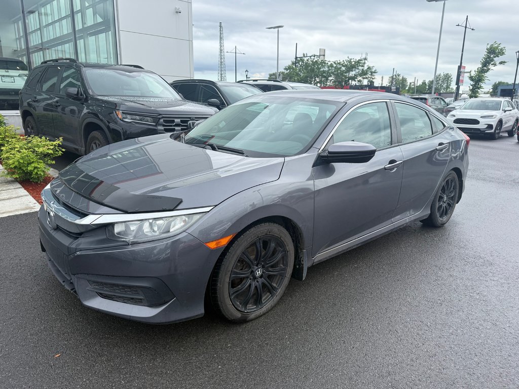 2017 Honda Civic Sedan LX in Montréal, Quebec - 1 - w1024h768px