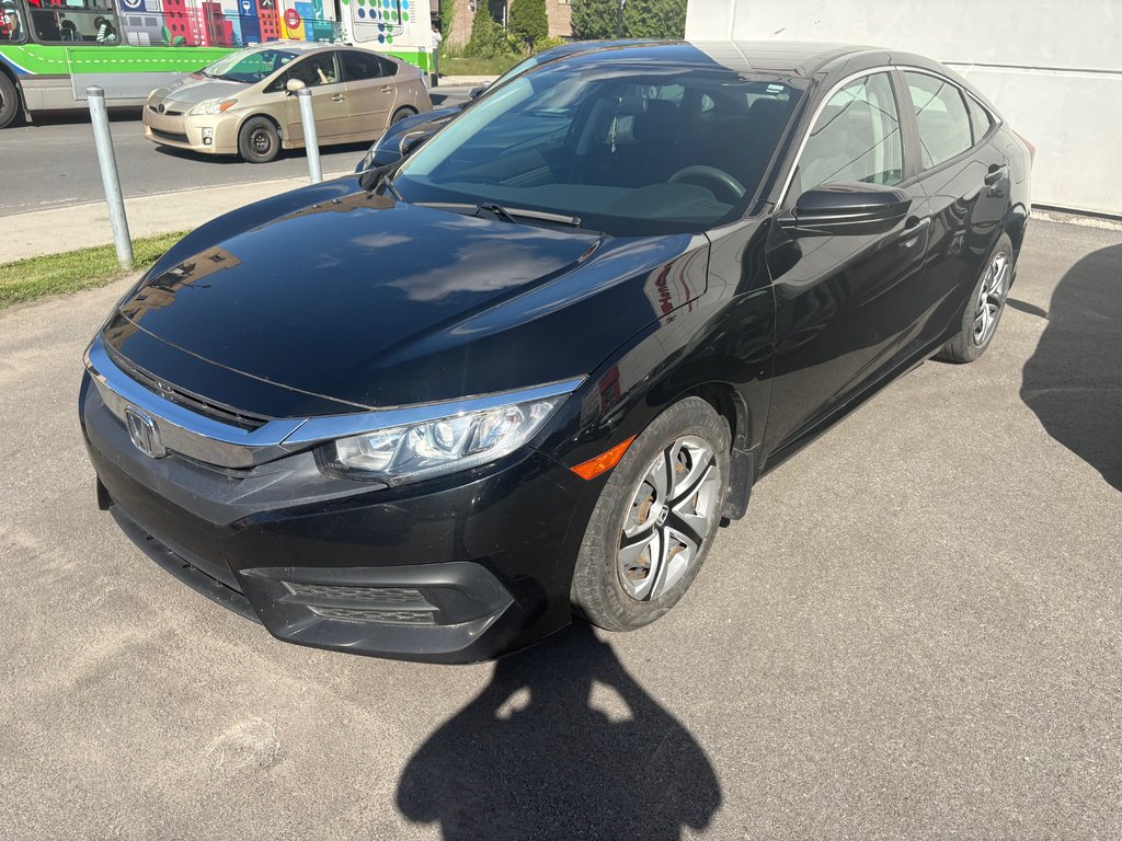 2017 Honda Civic Sedan LX in Montréal, Quebec - 1 - w1024h768px