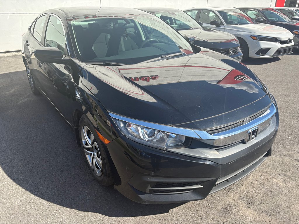 2017 Honda Civic Sedan LX in Montréal, Quebec - 2 - w1024h768px