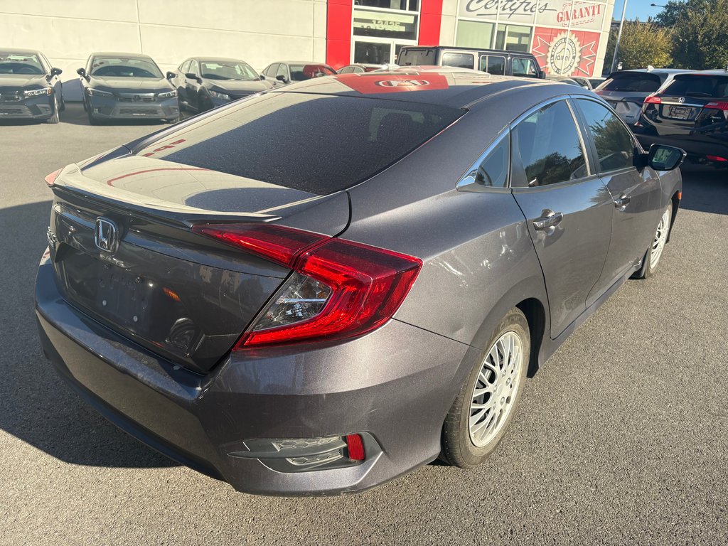 2017 Honda Civic Sedan LX in Montréal, Quebec - 3 - w1024h768px