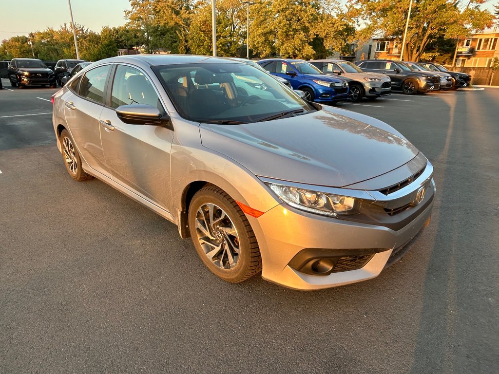 Civic Sedan SE 2018 à Montréal, Québec - 4 - w1024h768px