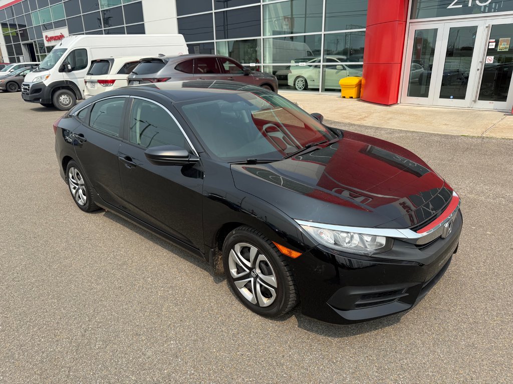 Honda Civic Sedan DX 2018 à Lachenaie, Québec - 5 - w1024h768px